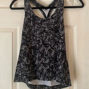 Lululemon tank top